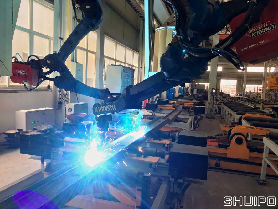 大梁焊接機(jī)器人 大梁焊接機(jī)器人